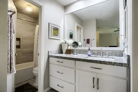 442 Elder Vista Drive Houston TX 77598