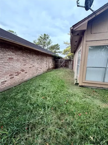 9327 Westacre Place Houston TX 77083
