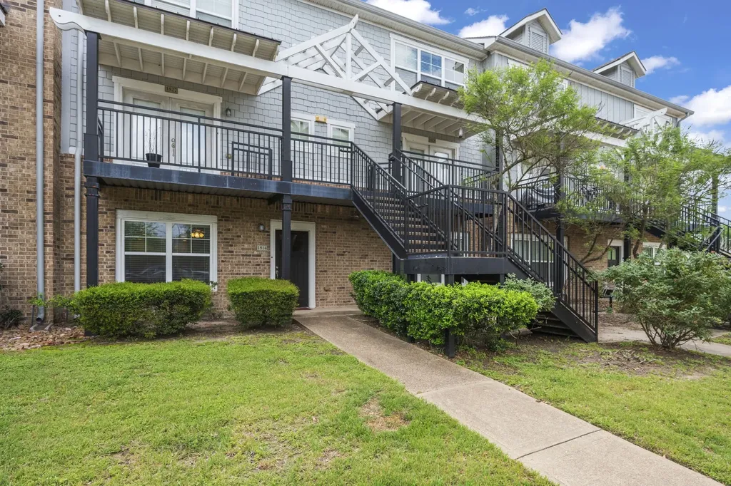 1725 Harvey Mitchell Parkway S 1814 College Station TX 77840