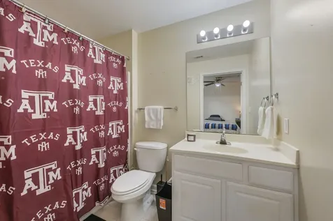1725 Harvey Mitchell Parkway S 1814 College Station TX 77840