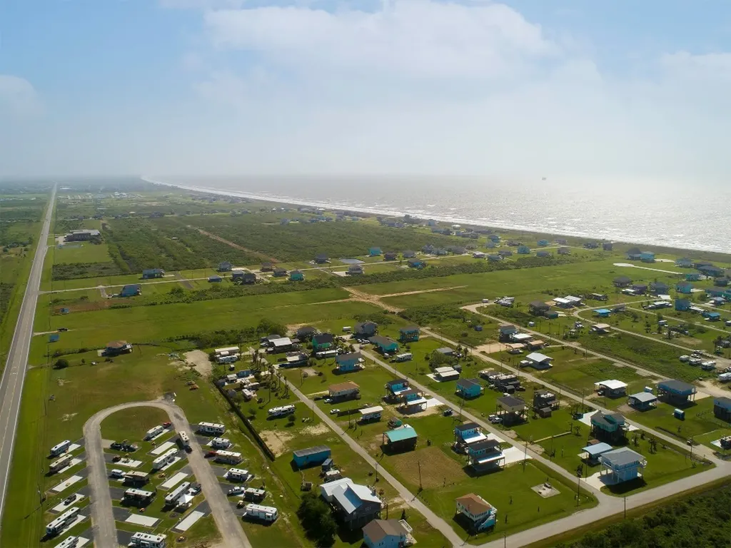 200 Highway 87 Crystal Beach TX 77650