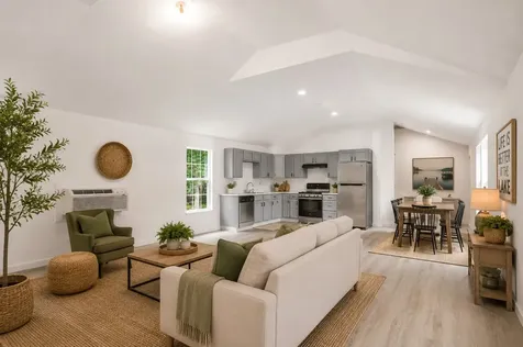405 Wilderness Road Somerville TX 77879