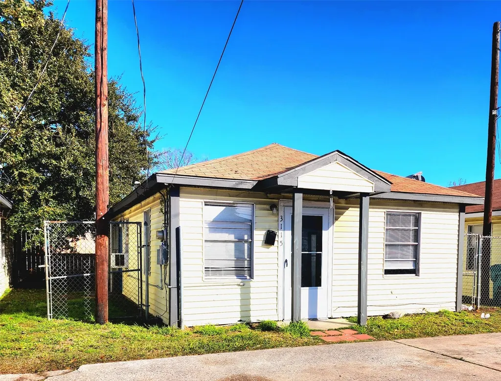 3115 Christie Street Houston TX 77026