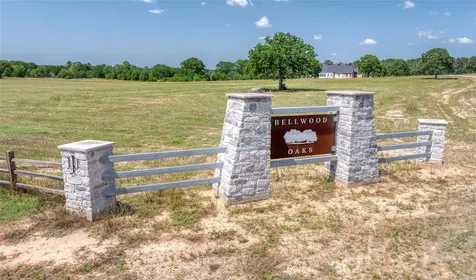197 Oak Hill Lane Bellville TX 77418