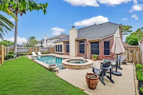 10904 Sycamore Drive N La Porte TX 77571