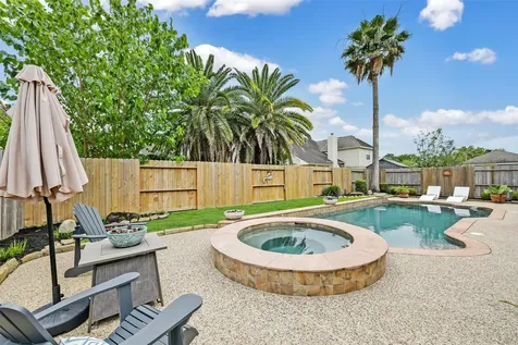 10904 Sycamore Drive N La Porte TX 77571