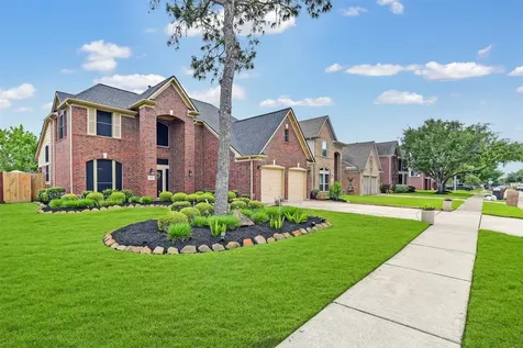 10904 Sycamore Drive N La Porte TX 77571
