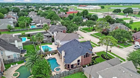 10904 Sycamore Drive N La Porte TX 77571