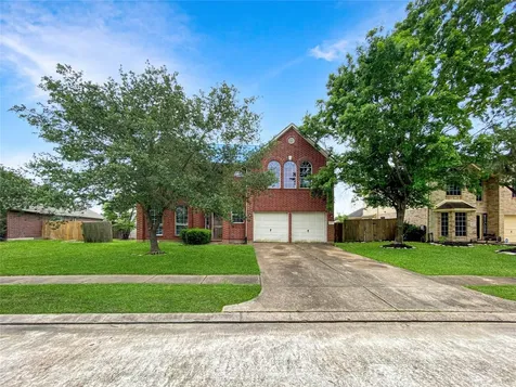 1815 Teal Run Place Drive Fresno TX 77545