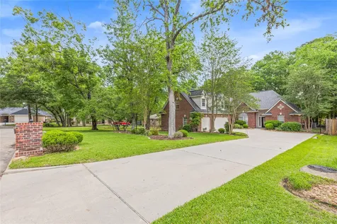 106 Lazy Springs Drive Conroe TX 77356