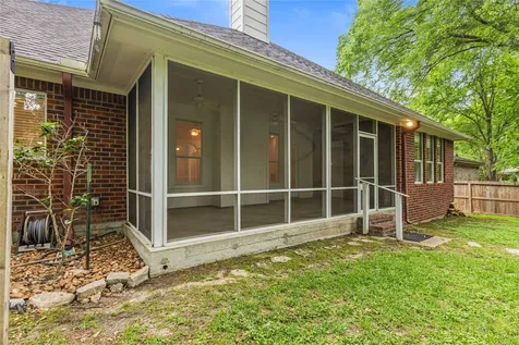 106 Lazy Springs Drive Conroe TX 77356