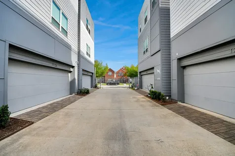 1721 Eado Point Lane Houston TX 77003