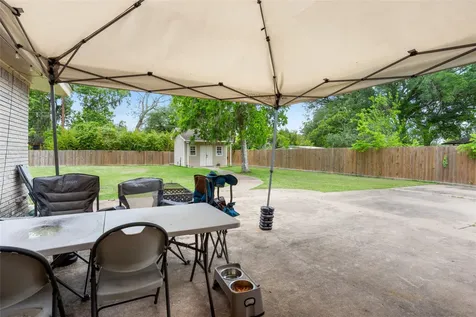 454 Southern Oaks Drive Lake Jackson TX 77566