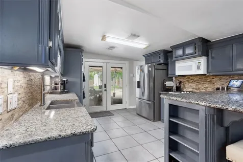 454 Southern Oaks Drive Lake Jackson TX 77566