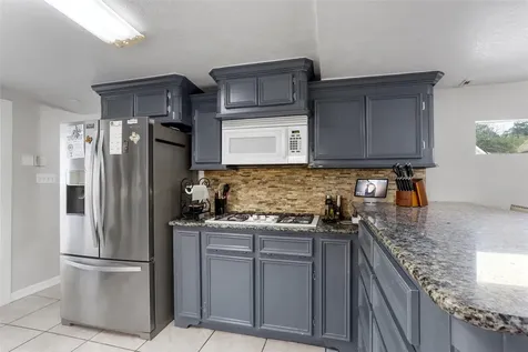 454 Southern Oaks Drive Lake Jackson TX 77566