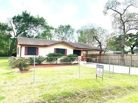 8318 & 0 Nyssa Street Houston TX 77078