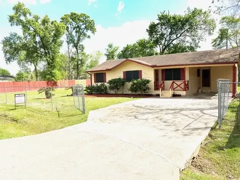 8318 & 0 Nyssa Street Houston TX 77078