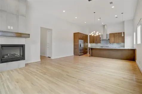1311 Castle Court A Houston TX 77006