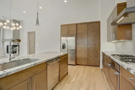 1311 Castle Court A Houston TX 77006