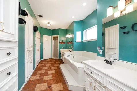 15742 Sweetwater Creek Drive Houston TX 77095