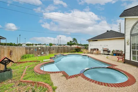 15742 Sweetwater Creek Drive Houston TX 77095