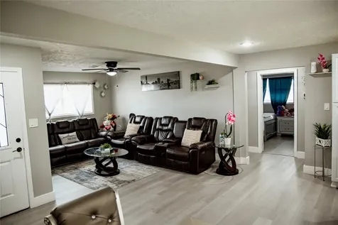 2702 Prairie Avenue Pasadena TX 77506