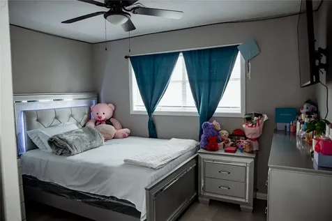 2702 Prairie Avenue Pasadena TX 77506