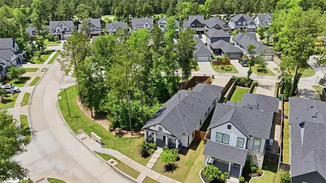 523 Knolly Street Montgomery TX 77316