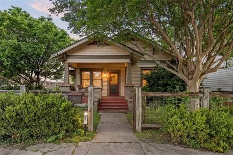217 Teetshorn Street Houston TX 77009