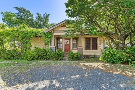 217 Teetshorn Street Houston TX 77009