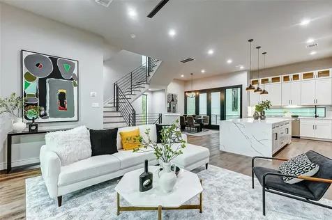 2102,2104,2106 Stuart Street Houston TX 77003