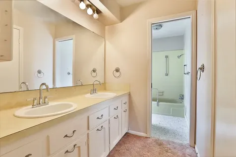 444 County Road 214 East Bernard TX 77435