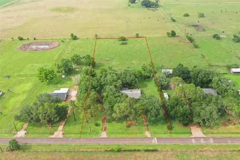 444 County Road 214 East Bernard TX 77435