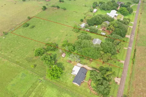 444 County Road 214 East Bernard TX 77435