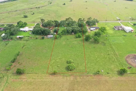 444 County Road 214 East Bernard TX 77435