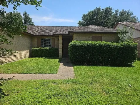 3010 Becket Street Pearland TX 77584
