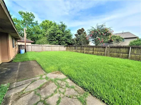 3010 Becket Street Pearland TX 77584