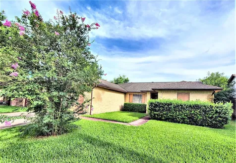 3010 Becket Street Pearland TX 77584