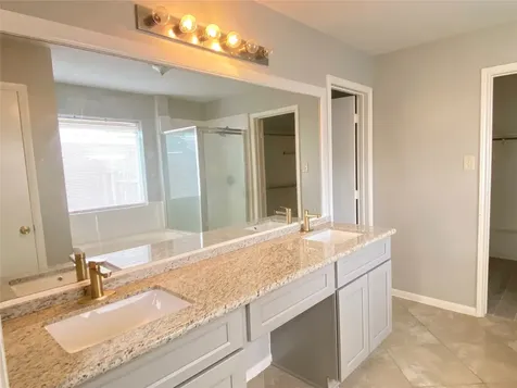 4223 Fieldview Court Fresno TX 77545