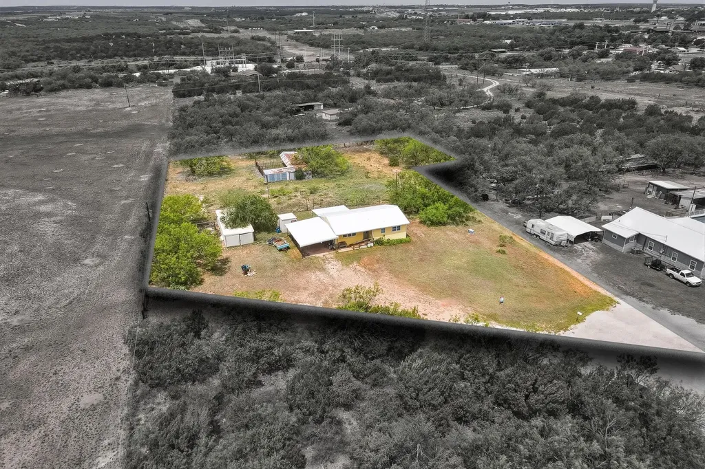 138 Southern Heights Sweetwater TX 79556