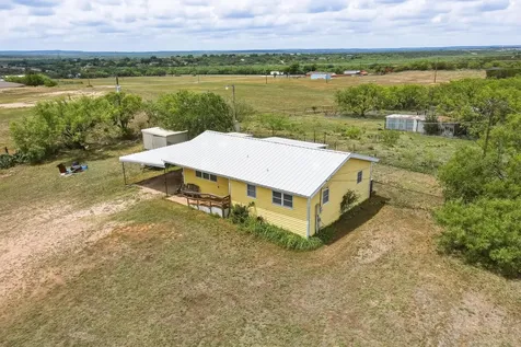 138 Southern Heights Sweetwater TX 79556