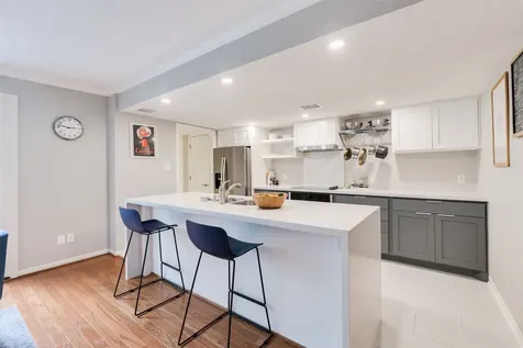 2324 Steel Street 20 Houston TX 77098