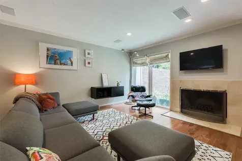2324 Steel Street 20 Houston TX 77098