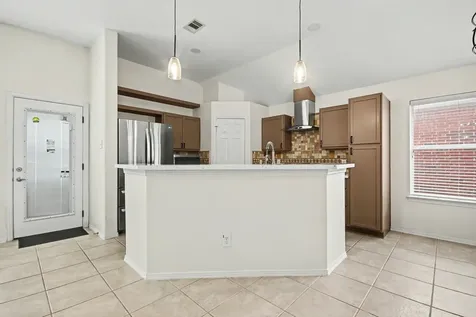 1816 Sherwood Forest Circle League City TX 77573