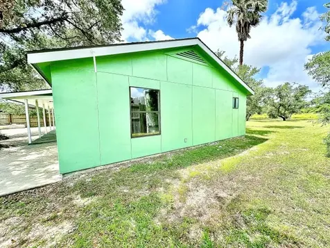 505 N 16th Street Port O Connor TX 77982