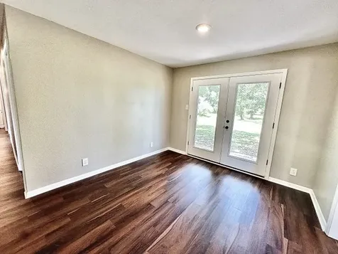 505 N 16th Street Port O Connor TX 77982