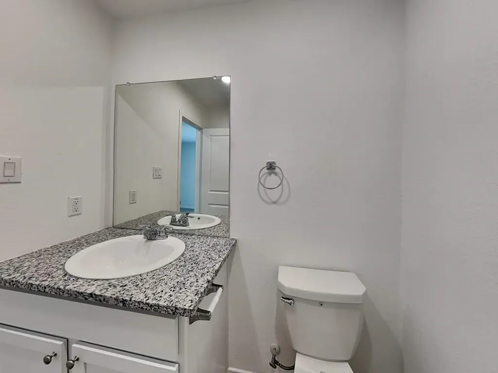 10515 Mcclintock Drive Converse TX 78109