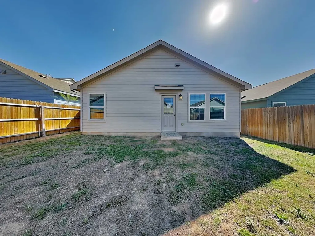 10515 Mcclintock Drive Converse TX 78109