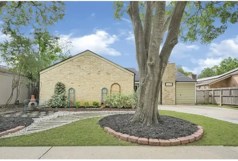 15819 Seven Springs Drive Houston TX 77084