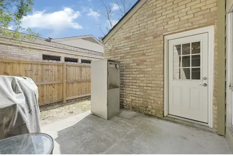 15819 Seven Springs Drive Houston TX 77084